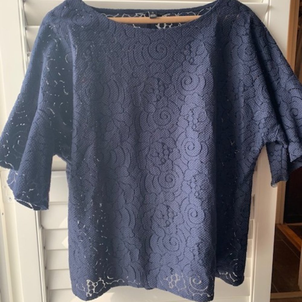 Banana Republic Navy Lace Blouse with attached Cami